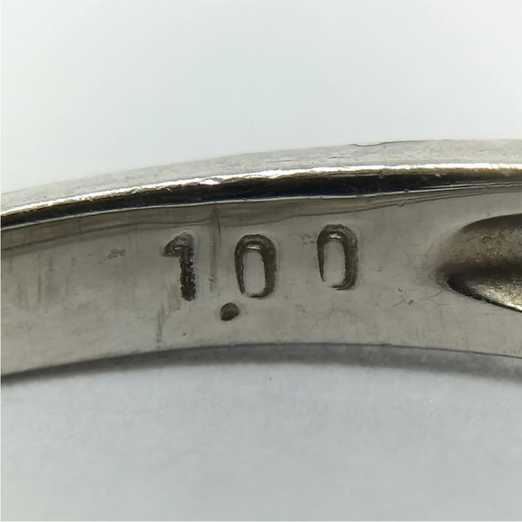 Platinum 1 carat diamond ring size 7.25 - Picture 10 of 15